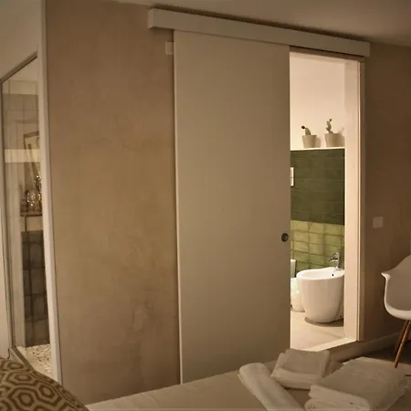 Cheap & Chic Bed and breakfast *