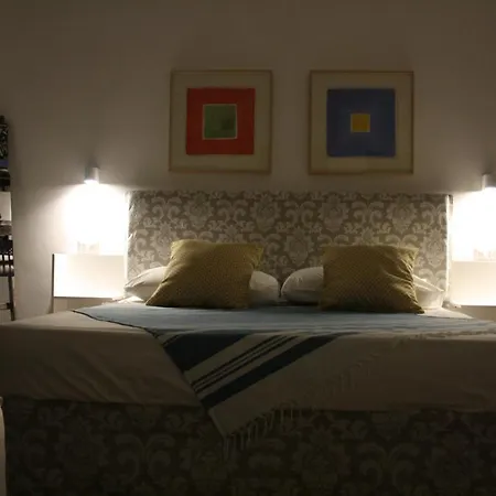 Cheap & Chic Bed and breakfast *